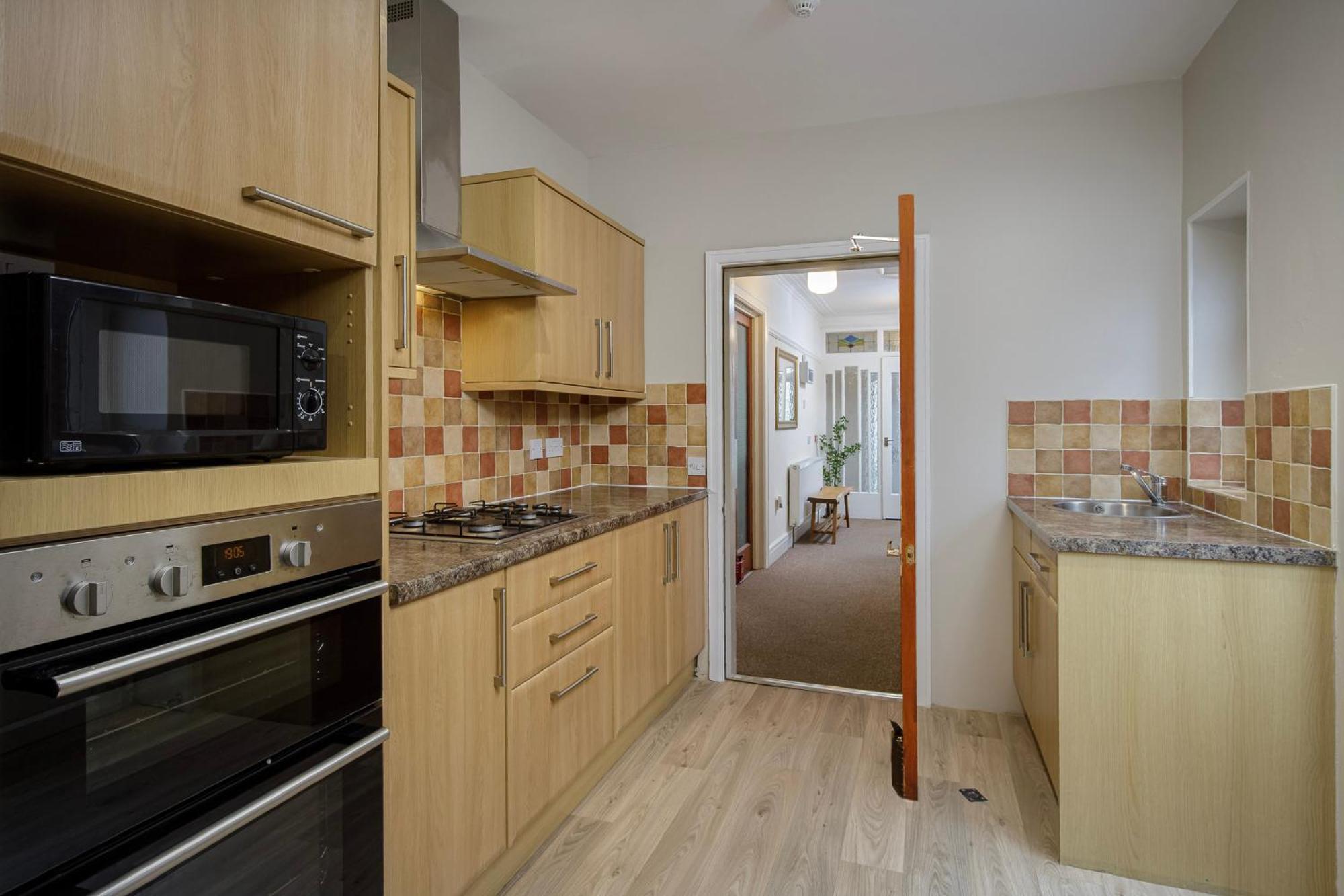 בלקפול Arnside - Spacious 10-Bedroom Seaside Cottage מראה חיצוני תמונה
